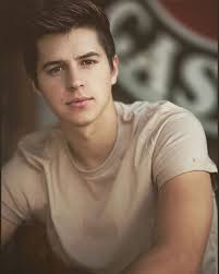 Los Angeles Piano Teachers — Henderson Academy of Music