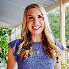 Bethany Yoder's Instagram, Twitter & Facebook