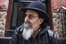 Bobbie Gentry + More to Join Nashville Songwriters Hall of Fame