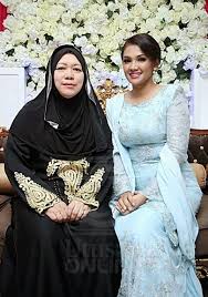 Abdul raihan wan jaafar dan mereka nikah ketika usia zarina 22 tahun. Abdul Raihan Wan Jaafar Category Wan Junaidi Tuanku Jaafar Wikimedia Commons Wan Nor Raihan Wan Jaafar Songolastu
