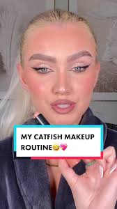 Lizzy Turner (@elizabethkayeturner)