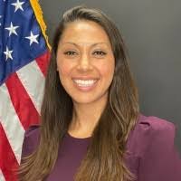 Beth Pina's Instagram, Twitter & Facebook