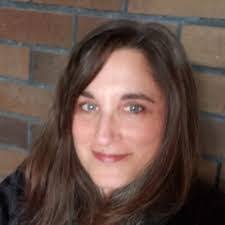 Liz Petrillo's Instagram, Twitter & Facebook