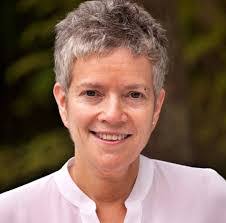 Louise Rice Wins Golden Dozen Teaching Award