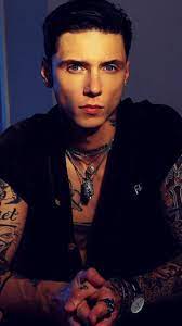 Pin By Cherryannaka On Phone Wallpaper Andy Black Andy Biersak Andy Biersack