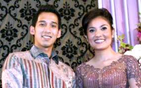 Liputan6.com, jakarta artis cantik nindy yandirest ayunda atau kerap disapa nindy ayunda menikah 11 november 2011 dengan askara parasady harsono. Kisah Cinta Nindy Ayunda Dan Suami Sebelum Gugat Cerai Ada Pelakor