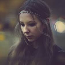 Listen to playlists featuring 07