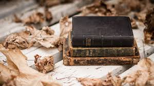 1920 Books Wallpaper Old Books 1920 X 1080 Full Hd Book Wallpaper Book Photography Antique Books