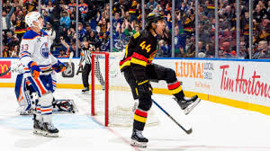 Kiefer Sherwood Seals Overtime Thriller for Canucks