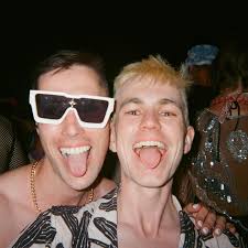 The song really says it all. So much gratitude for an amazing weekend with  this incredible community. No notes, it was perfect. My heart is full 🩵🤍🩵