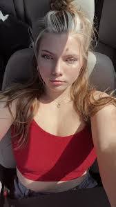 Brianna Bentley's Instagram, Twitter & Facebook