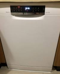 Dishwasher (machine for washing dishes). å¿å¾ Boschæ´ç¢æ©æ'çµ¦9å çæ¿e Appliance Pttæ¶è²»å