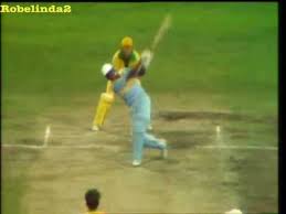 Kapil dev left captaincy after this. Kapil Dev Biggest Six Of His Career Vs Australia Absolutely Massive Youtube