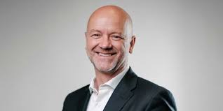 Mark Finestone To Retire From AutoZone