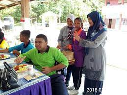 Indera mahkota is a federal constituency in kuantan district, pahang, malaysia, that has been represented in the dewan rakyat since 2004. Laman Rasmi Smk Sungai Lembing Lawatan Pend Khas Smk Indera Mahkota 2