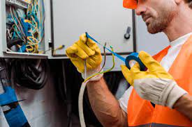 We work for our friends and neighbors, so ensuring that we provide the highest level of service to each customer is important to us. Top Electrician Tallahassee Electrical Contractors