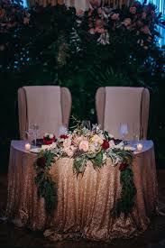 How To Give Your Ballroom Wedding A Chic Fall Style Sweetheart Table Wedding Wedding Decorations Wedding Centerpieces