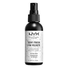 The product comes in spray bottle form. Nyx Professional Makeup Setting Spray Langanhaltende Formel Fixierend Leicht Vegane Formel Dewy Finish 60 Ml Amazon De Beauty