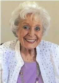 Evelyn Suggs's Instagram, Twitter & Facebook