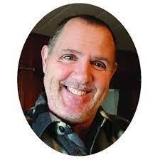 Kurt Richard's Instagram, Twitter & Facebook