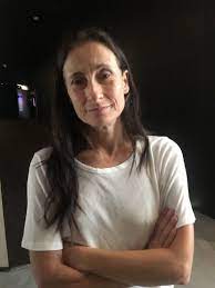 Lo extraordinario está al otro lado, en las la tercera pm amparo noguera, recién despedida de tvn: Entrevista A La Actriz Que Protagoniza La Pelicula Como Andamos Por Casa Amparo Noguera El Humor No Esta En Contar Chistes Sino Que En Una Mirada Del Mundo