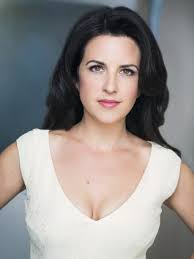 Хелен Джонс