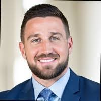 Derek Roth's Instagram, Twitter & Facebook