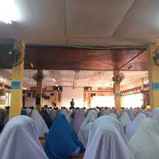 Telah terdapat sebanyak 12 cawangan maktab mahmud seluruh kedah. Maktab Mahmud Pokok Sena Alor Star Kedah Darul Aman