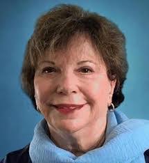 Lorraine Weiss's Instagram, Twitter & Facebook