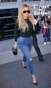 Khloe kardashian recently took to her instagram page to bless her fans with a sexy, yet classy shot of herself squeezed into some seriously tight, white denim. Koks
