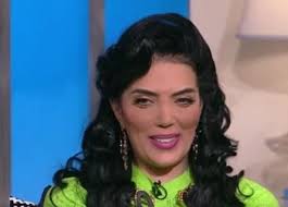 وأجرت حورية الجراحة الثانية فى الأنف، فى الأول من مارس، وذلك بعد 20 يوماً من إجراء العملية الجراحية حورية فرغلي ممثلة مصرية من مواليد 18 أكتوبر 1976، وتبلغ من العمر 45 عامًا، ولدت وعاشت في الإمارات، وعادت إلى بلدها مصر في عام 2009. ØµÙˆØ± Ø­ÙˆØ±ÙŠÙ‡ ÙØ±ØºÙ„ÙŠ Ù‚Ø¨Ù„ Ø§Ù„ØªØ¬Ù…ÙŠÙ„ Ø§Ù„ÙÙ†Ø§Ù†Ù‡ Ø­ÙˆØ±ÙŠÙ‡ ÙˆØ¹Ù…Ù„ÙŠØ§Øª Ø§Ù„ØªØ¬Ù…ÙŠÙ„ Ù†Ø§ÙŠØ³