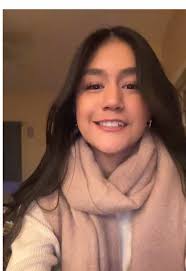 same sweater, diff holiday (+scarf)