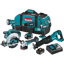 makita vs dewalt who makes a better set of power tools