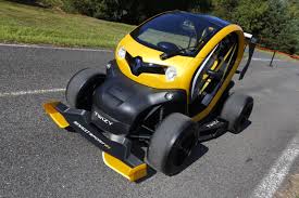 Twizy Renault Sport F1 Is Much More Than Eye Catching Concept Car However In Addition To Its Spectacular Look It Delivers G Concept Cars Renault Custom Cars