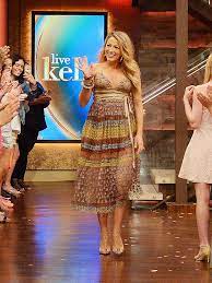 Blake Lively Calls Second Pregnancy Much Much Easier And A Lot Faster Central Penn Parentcentral Penn Parent