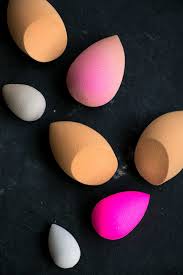 When the beauty blender sponge popped on the scene it instantly changed everyone's makeup game. Beauty Blender Reinigen Die Beste Methode Carina Teresa Beauty Blog