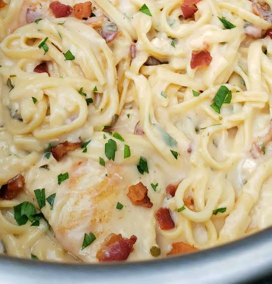 Chicken Alfredo