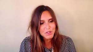 恭喜！！！喜歡的法國歌手Joyce Jonathan 懷孕了💕 宣布懷孕也可以寫一首這麼好聽的歌跟大家說不愧是創作女歌手😍