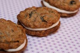 A delightfully soft and chewy cookie that you can feel good about. Oatmeal Raisin Sandwich Cookies Annie S Eats