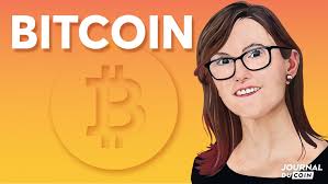 Bitcoin à 1,5 million de dollars d'ici à 2030 ? Cathie Wood réorganise son  portefeuille