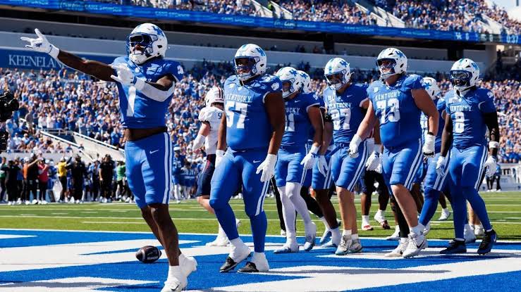 Baxter, Patterson and Barnes rush for 100 yards, Kentucky rolls over South Alabama 45-21