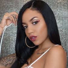 Beauty by Tina Aurora!