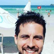 Armando Souza's Instagram, Twitter & Facebook