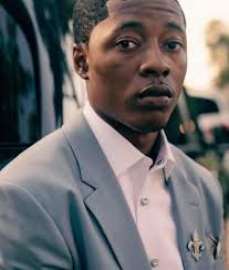 If u see a Leo smack it to the flooo￼ immediately 😅😂😂