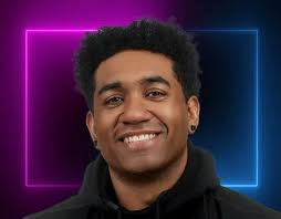 Sydney Sweeney Is Turning An English Teacher's Reddit Short Story Into A  Movie