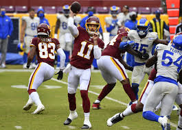 Washington redskins quarterback broke his fibula and tibia. Alex Smith Enters Game For Washington Less Than 2 Years Since Career Threatening Leg Injury