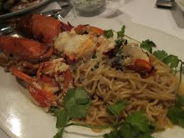 Lobster Garlic Noodles Crustacean Beverly Hills Garlic Noodles Seafood Recipes Recipes