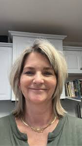 Should I get a shorter hairstyle?