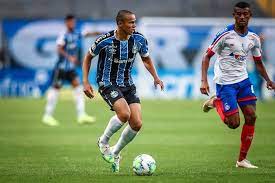 View vanderson profile on yahoo sports. Khaled Al Nouss Pa Twitter Juventus Are Planning To Sell Douglas Costa To Gremio For 11m Or Take An Advantage For Signing Talents Like Vanderson Rb 19 Guilherme Azevedo Winger 19 Pedro