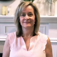 Jennifer Bollman's Instagram, Twitter & Facebook